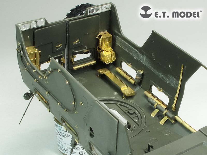 ET Model E35-195 Intérieur du GAZ-233014 STS « TIGER » russe (pour Meng VS-003) (1/35) – Bild 6