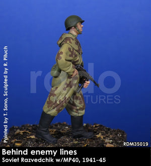 RADO Miniatures RDM35019 Razvedchik soviétique avec MP40, (1941-45) 1/35  – image 3