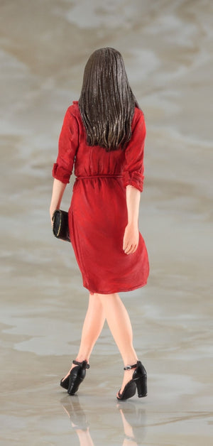 Hasegawa SP604 Isuzu 117 Coupé Version Tardive (XE) avec Figurine de Belle Fille 1/24  – immagine 4