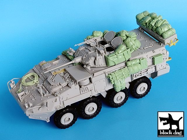 Ensemble d&amp;#39;accessoires Black Dog T35033 Lav III canadien 1/35 – image 4