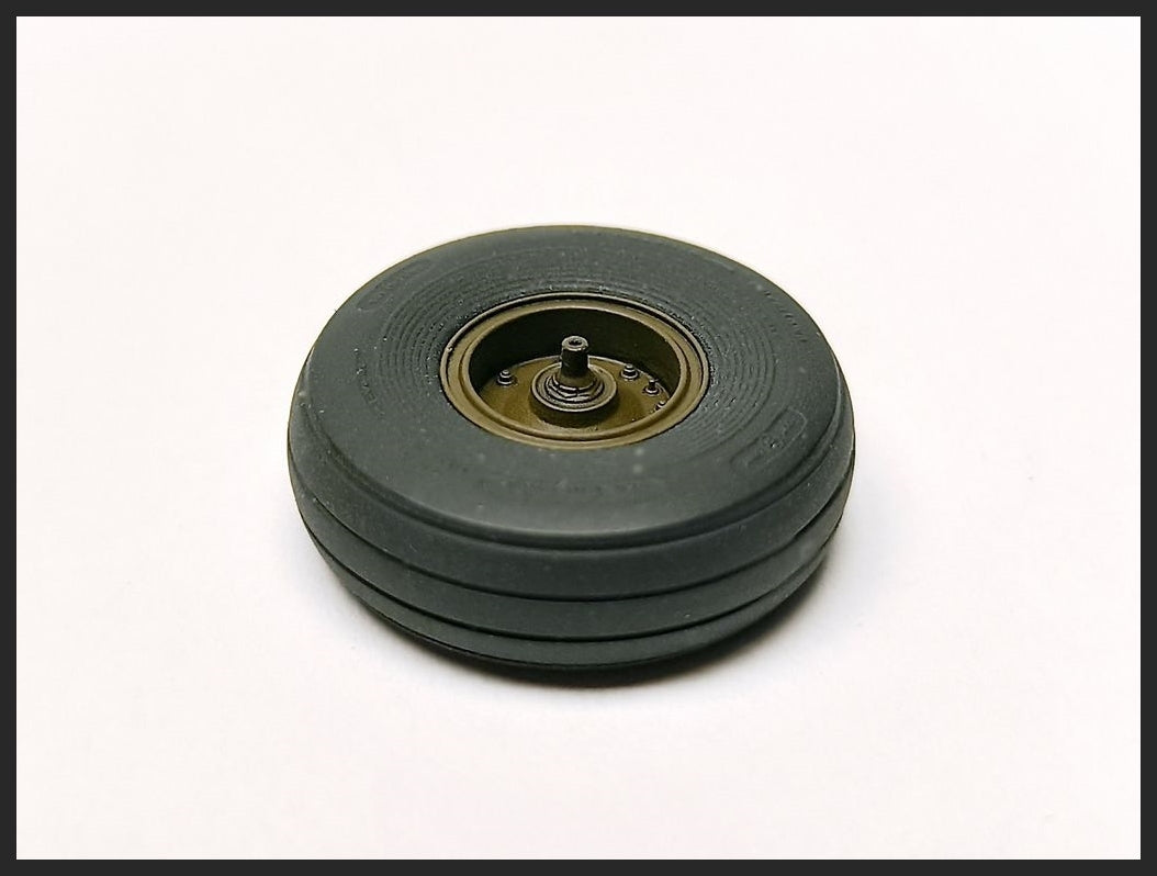Propelle transparente ! CPA35002 Jeu de roues Tarhe CH-54A pour kit ICM 1/35 – image 9