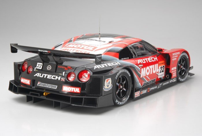 Tamiya 24308 Xanavi Nismo GT-R (R35) 1/24 – image 3